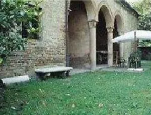 Antica Corte Di Charme Hotel